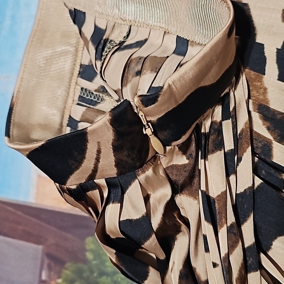 J. Crew Animal Satin Zebra Print Mini Skirt Size 6 NWT - Picture 6 of 8